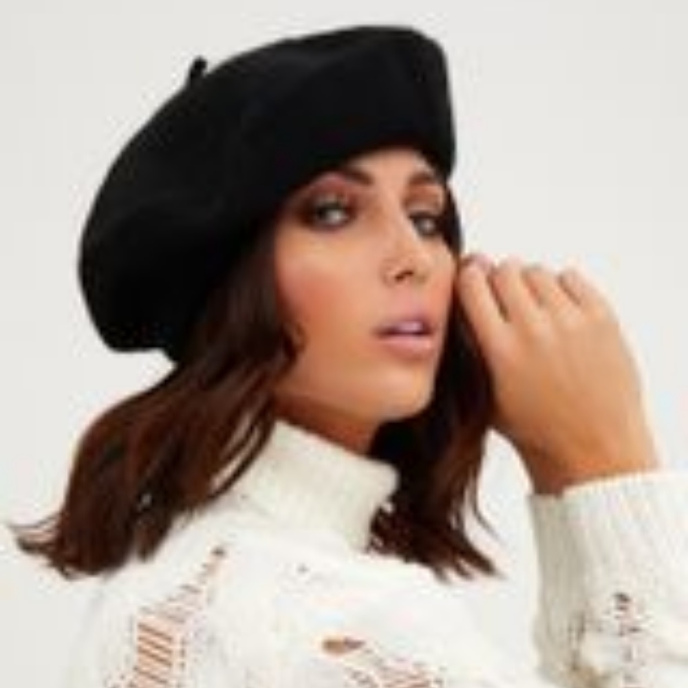 Pretty Little Thing Black Felt Beret